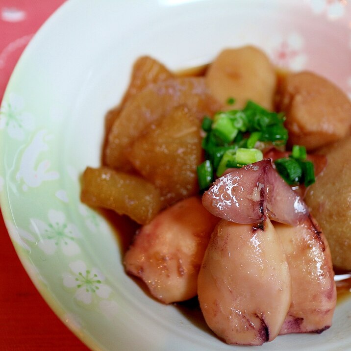 めんつゆで簡単!小イカと里芋の煮物